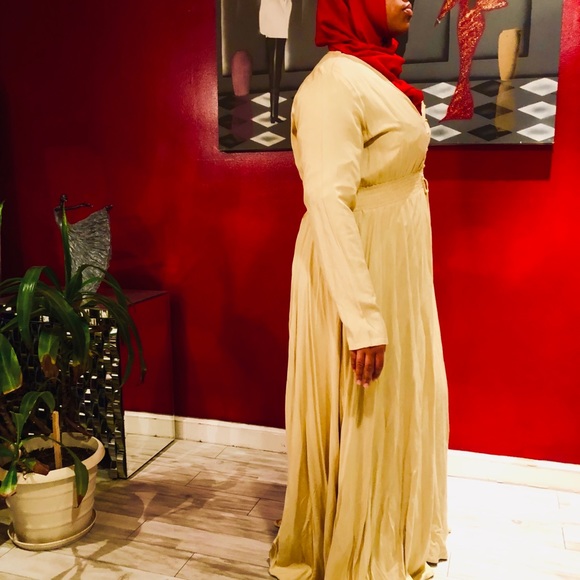 Abaya - Picture 4 of 4